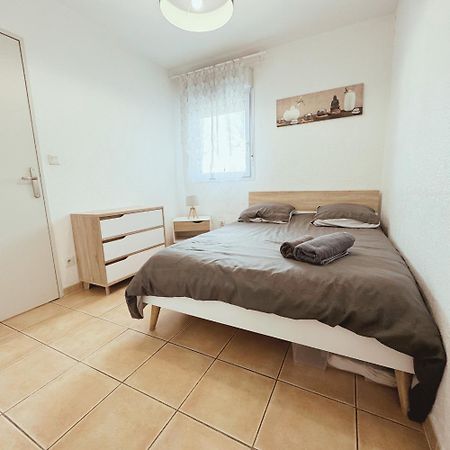Appartement Residence Prive Avec Parking Wifi Clim Piscine Avignon Bagian luar foto