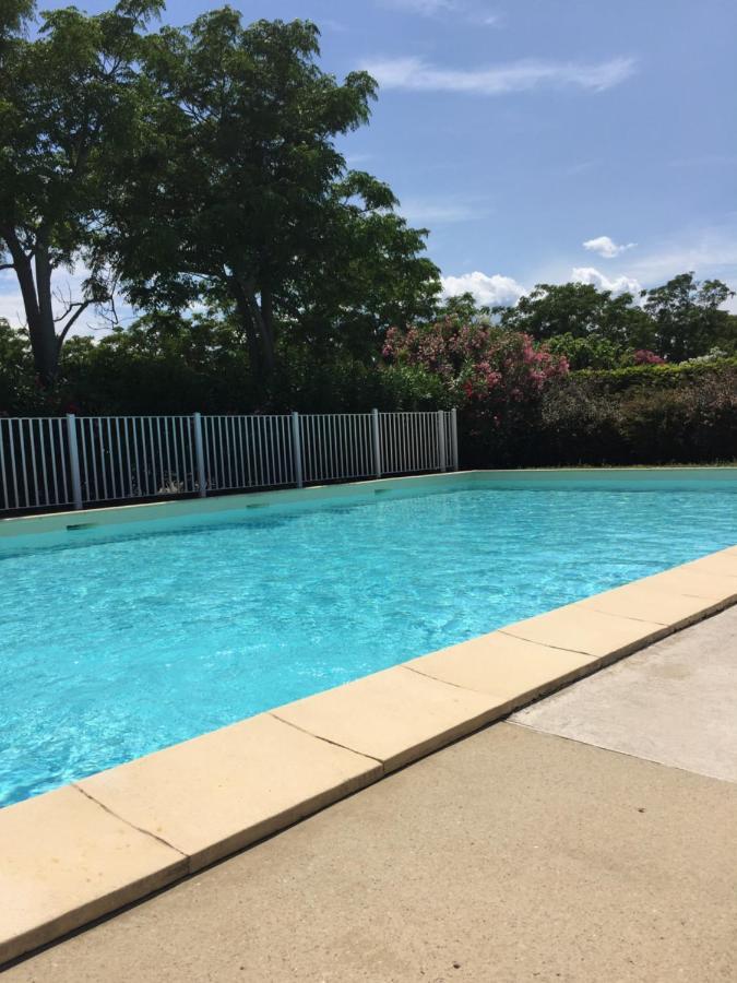 Appartement Residence Prive Avec Parking Wifi Clim Piscine Avignon Bagian luar foto