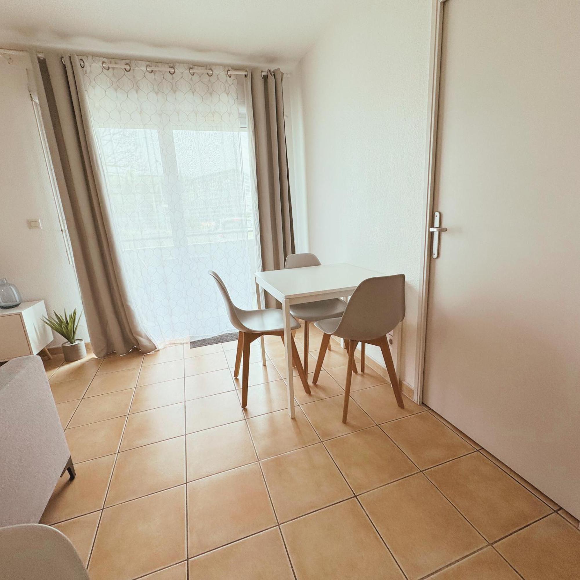 Appartement Residence Prive Avec Parking Wifi Clim Piscine Avignon Bagian luar foto